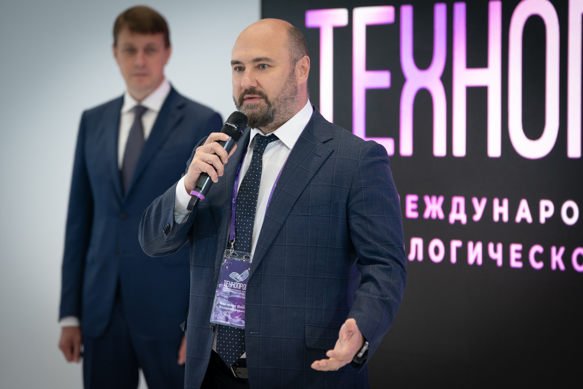 Заместитель председателя Правления по региональному развитию Фонда Сколково Олег Войтенко на открытие Сибирской венчурной ярмарки